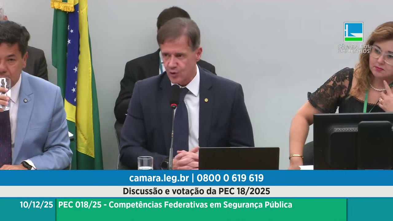 Vídeo do evento em 1:04:53