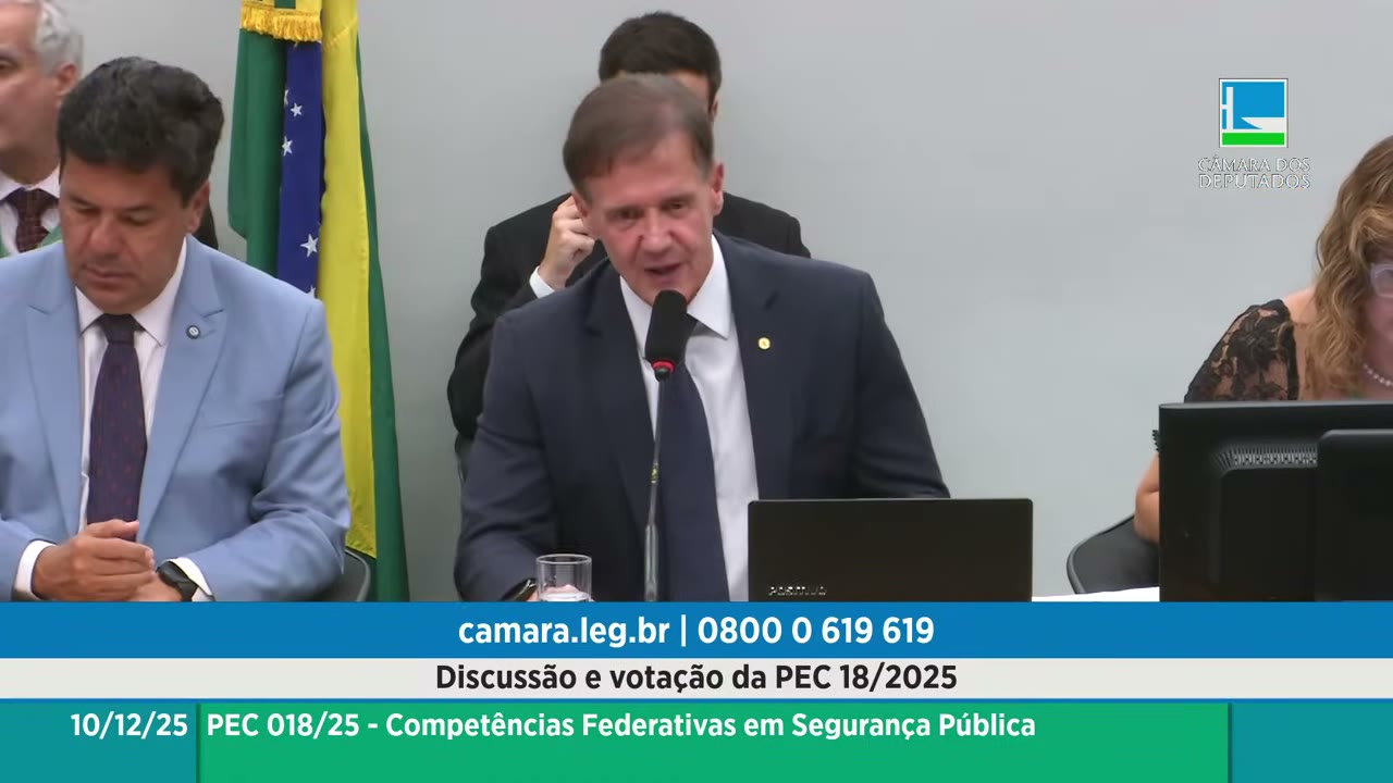 Vídeo do evento em 1:54:05