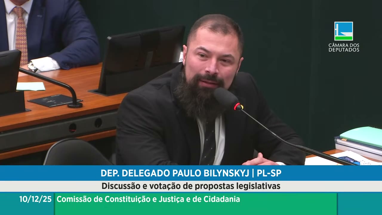 Vídeo do evento em 2:00:02