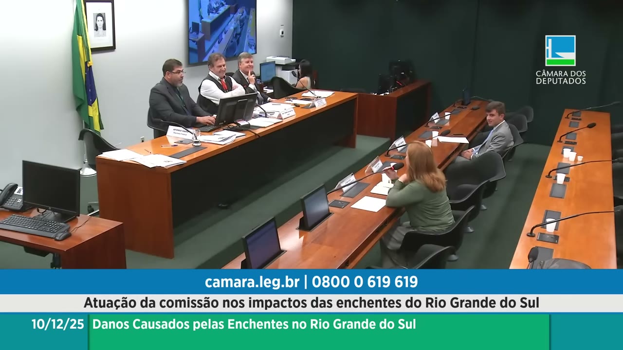 Vídeo do evento em 1:49:21