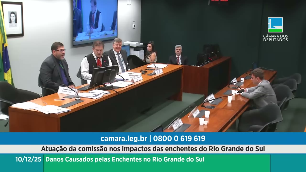 Vídeo do evento em 2:04:41