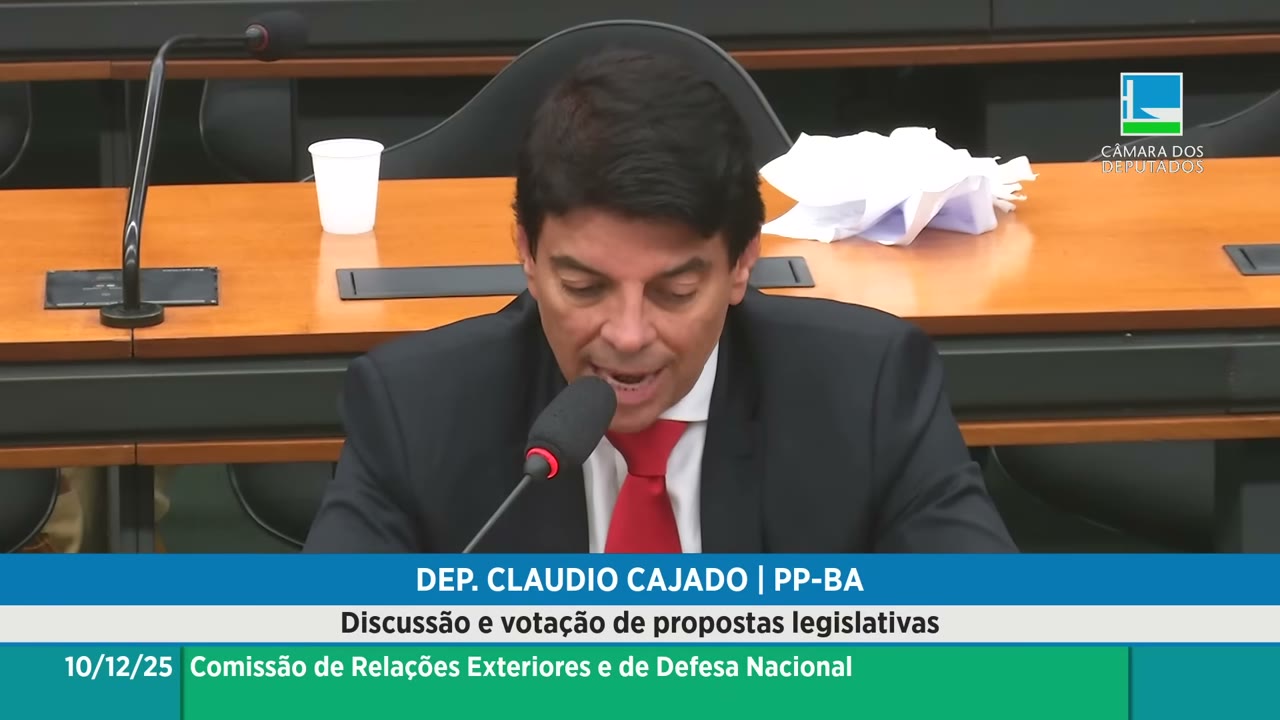 Vídeo do evento em 1:07:54