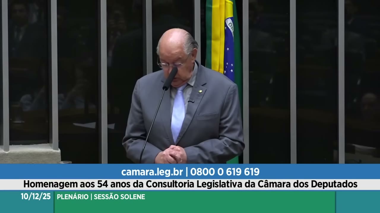Vídeo do evento em 1:05:44