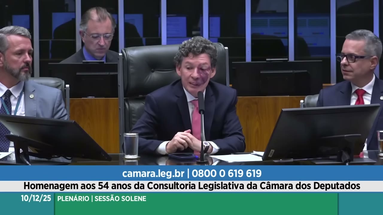 Vídeo do evento em 1:42:27