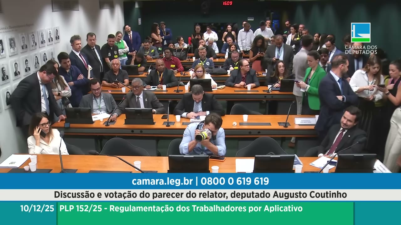 Vídeo do evento em 1:14:42