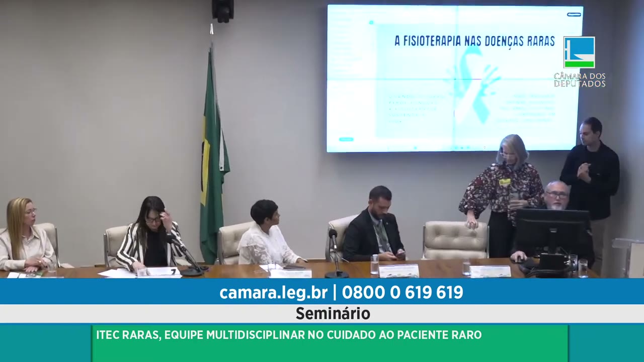 Vídeo do evento em 2:04:56