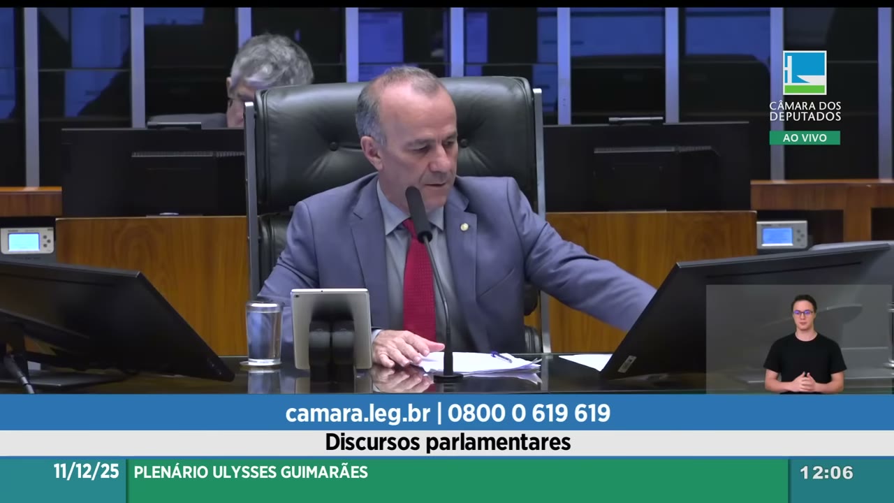 Vídeo do evento em 1:02:10