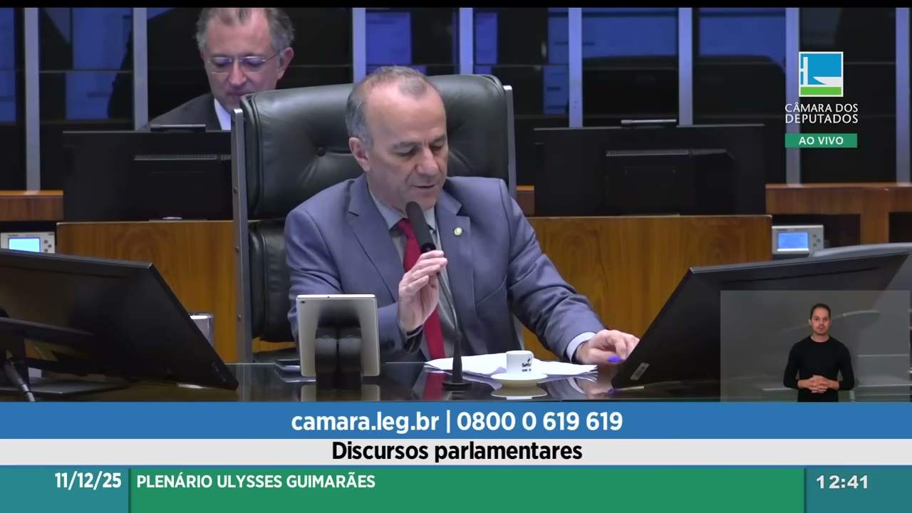Vídeo do evento em 1:37:30