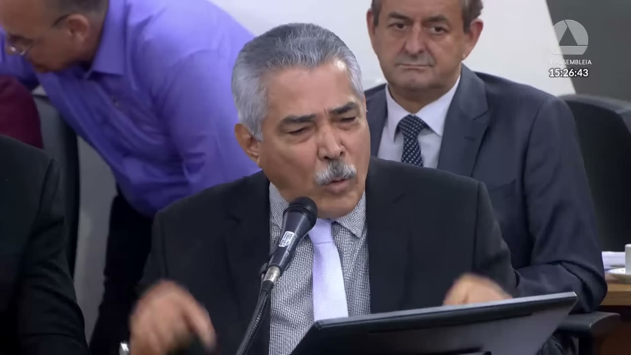 Vídeo do evento em 1:00:29