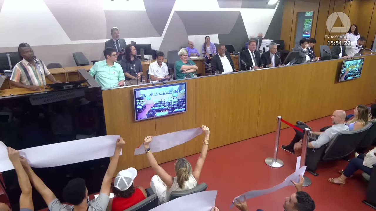 Vídeo do evento em 1:25:08