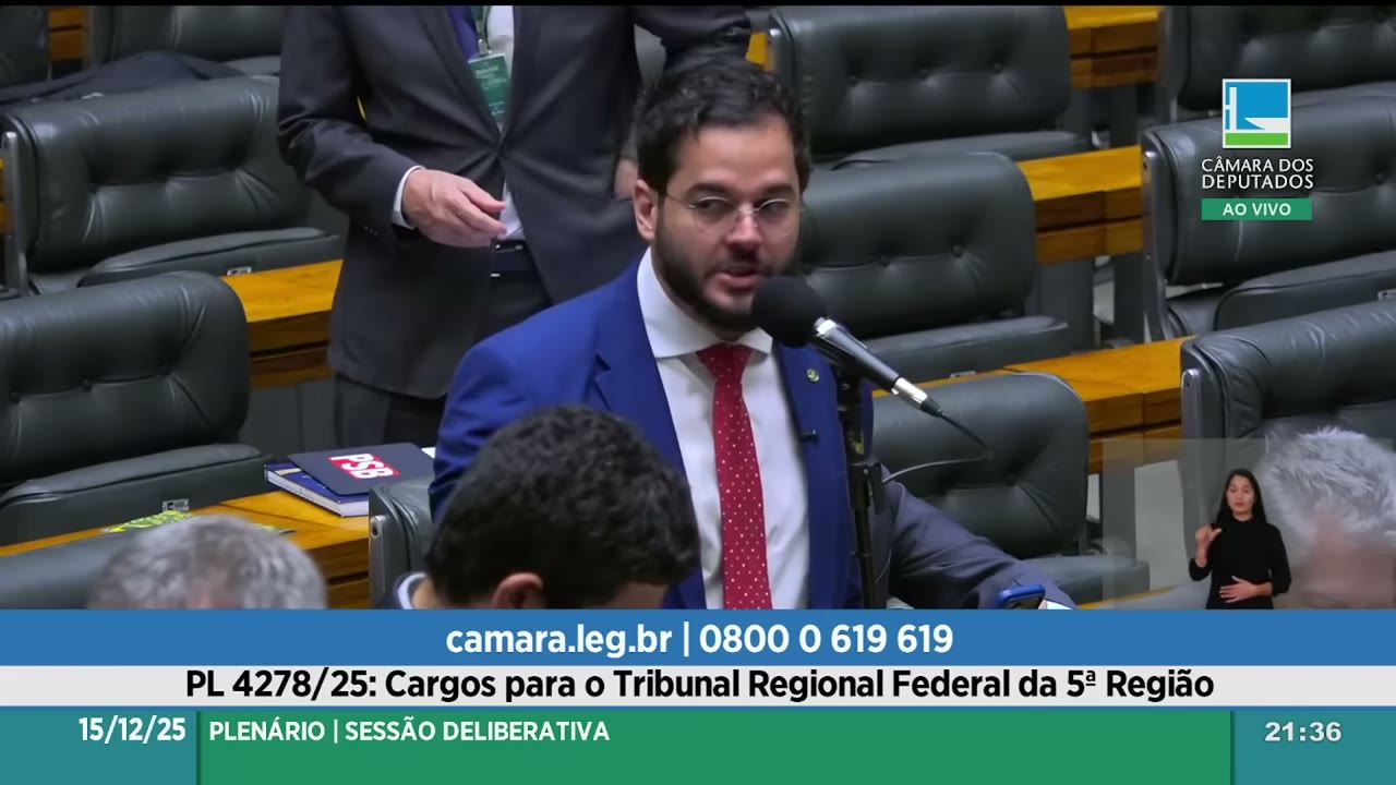 Vídeo do evento em 1:05:44
