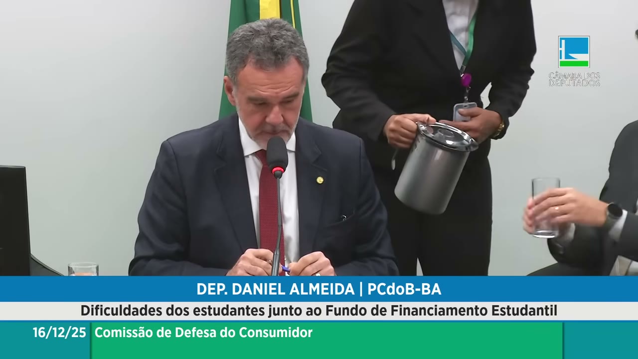 Vídeo do evento em 1:05:59