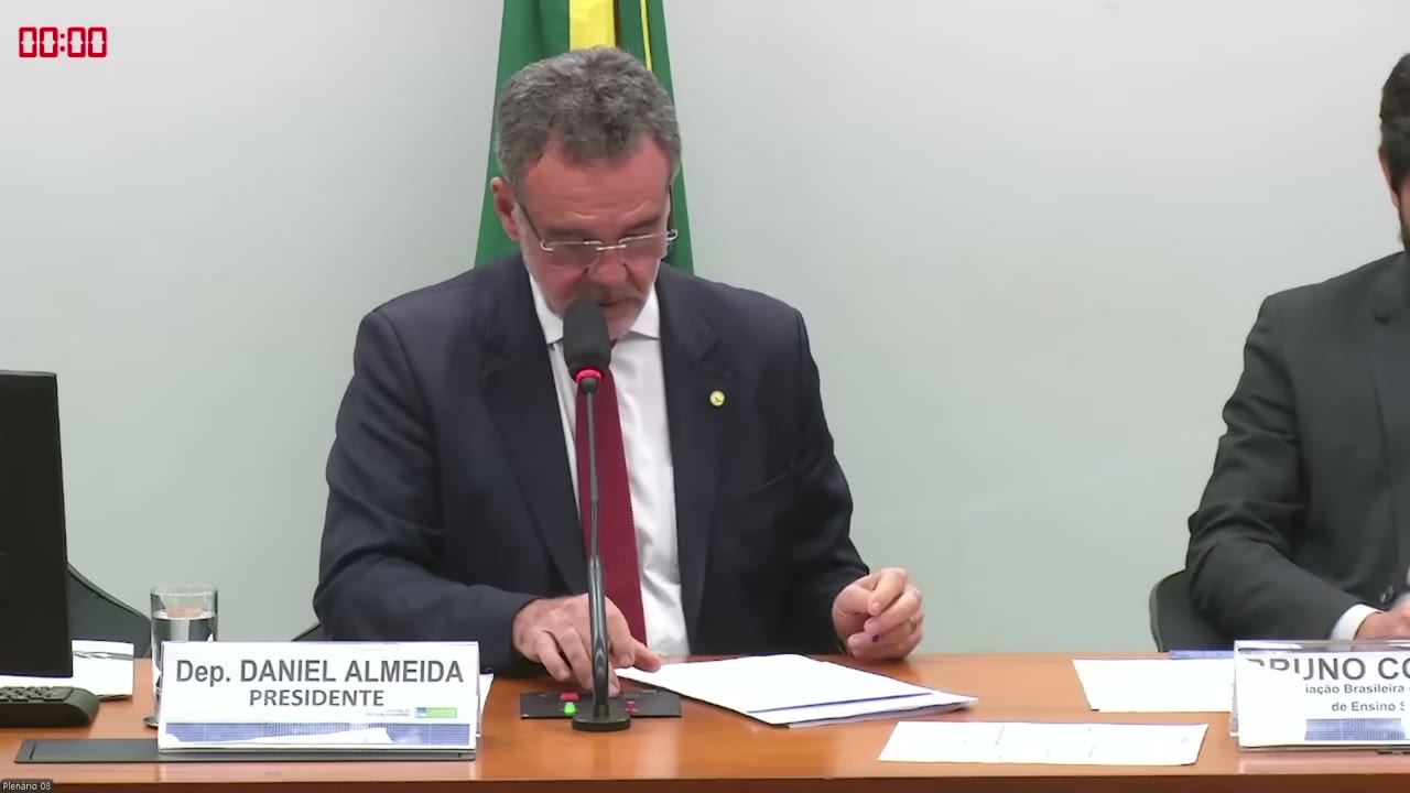 Vídeo do evento em 1:41:10