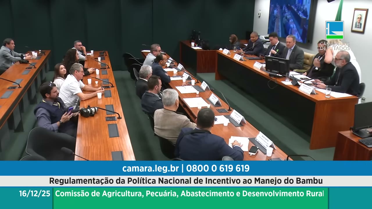 Vídeo do evento em 1:03:01