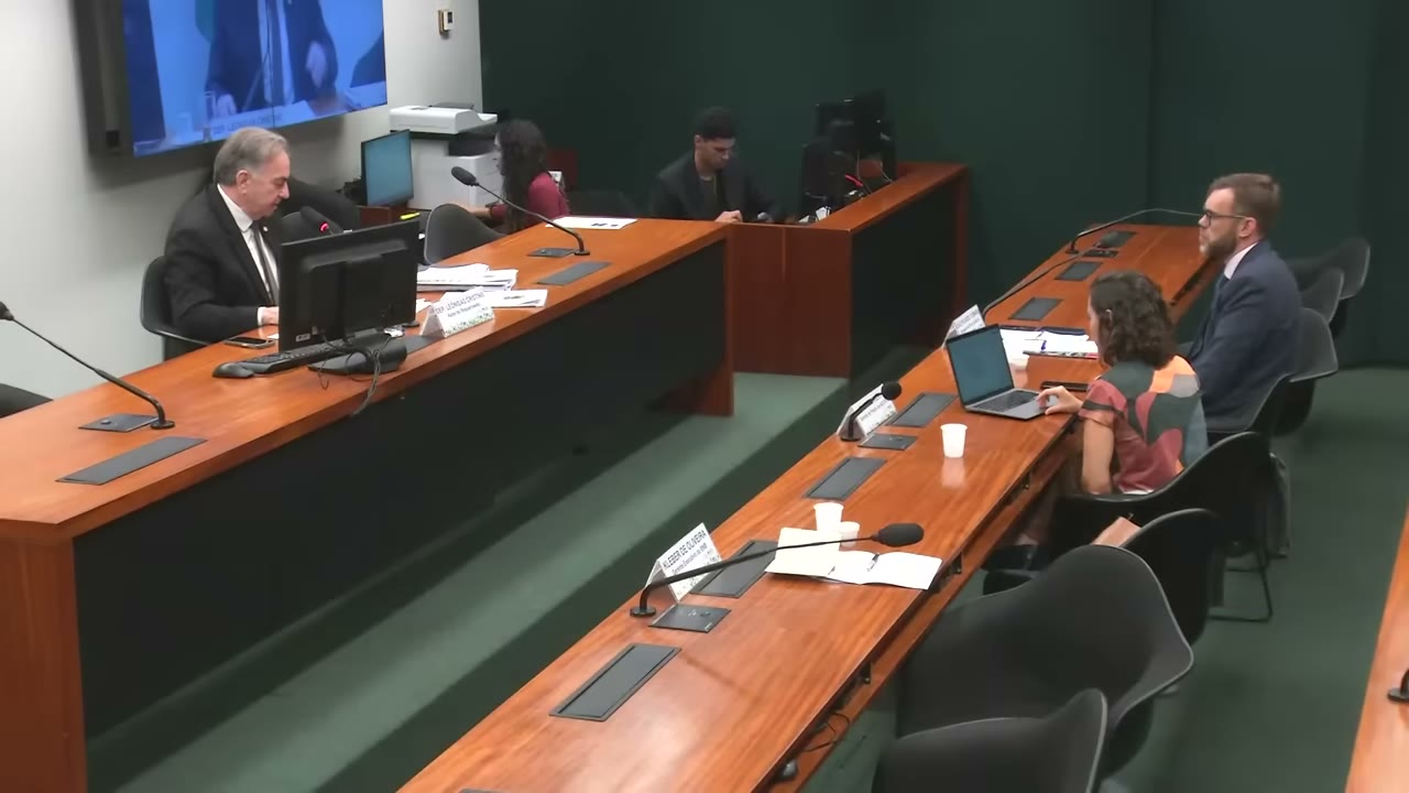 Vídeo do evento em 1:20:46
