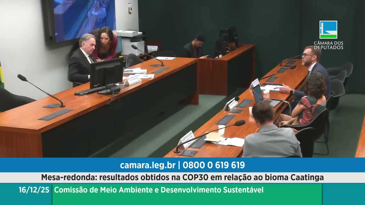 Vídeo do evento em 1:44:47