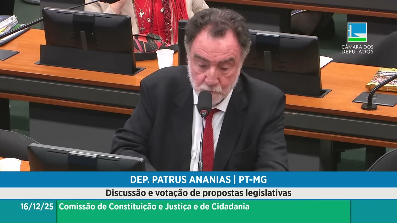 Vídeo do evento em 1:04:34