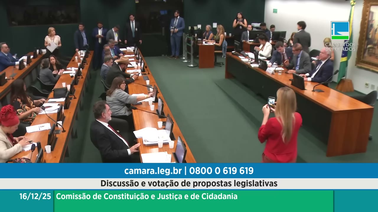 Vídeo do evento em 1:13:31