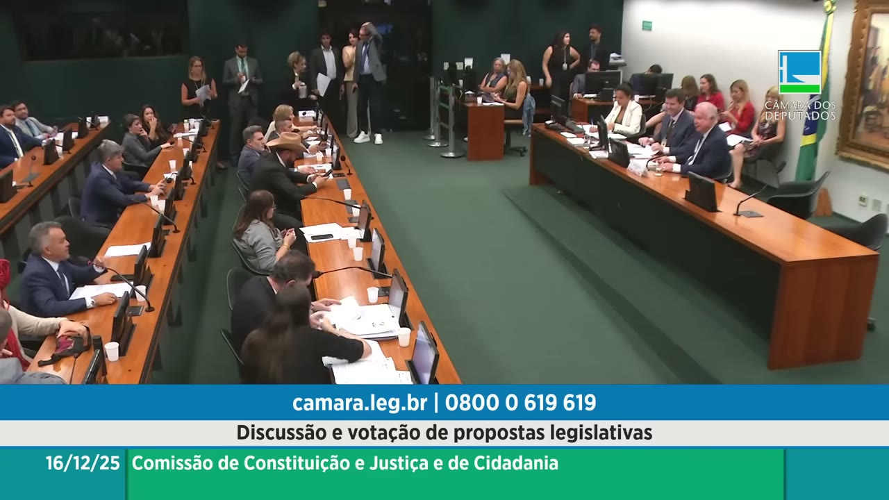 Vídeo do evento em 1:24:03