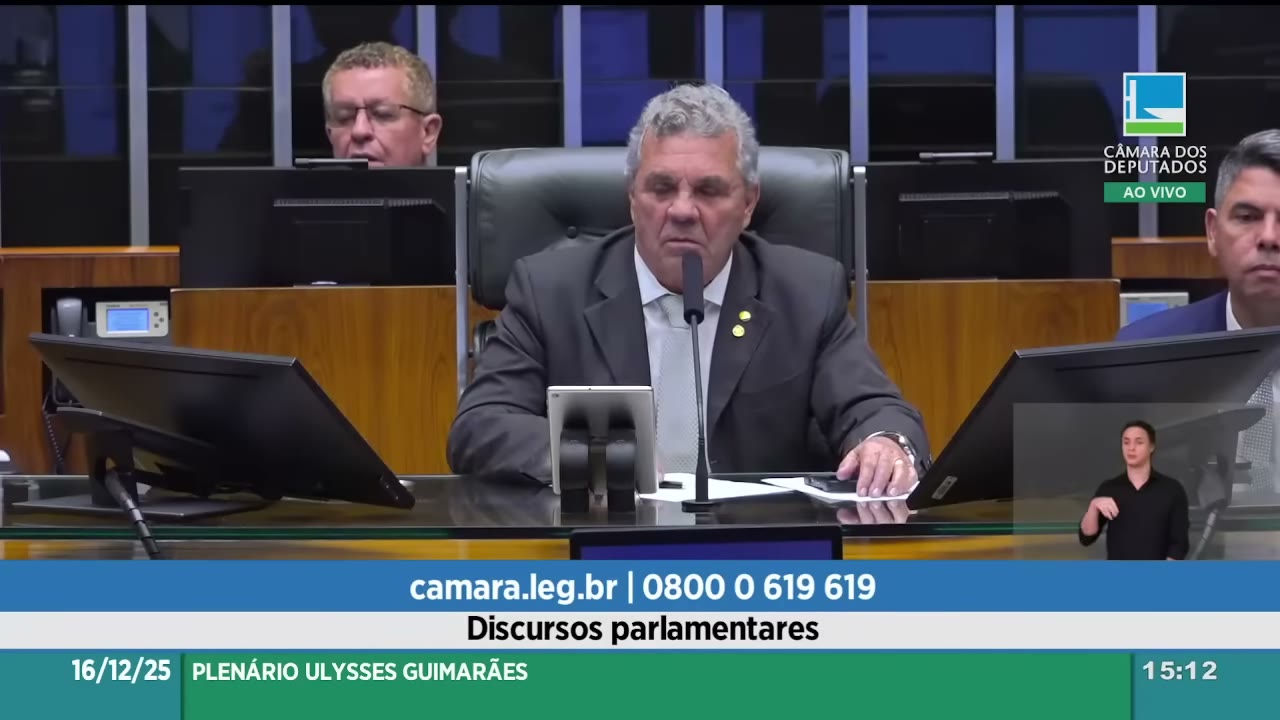 Vídeo do evento em 1:09:28