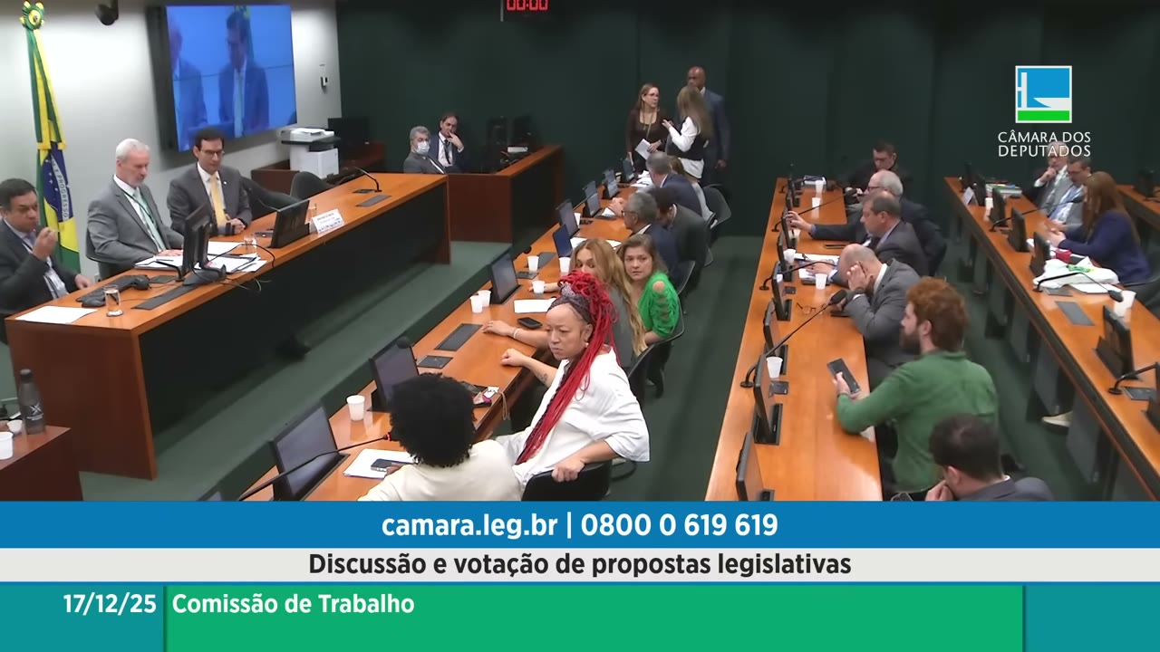 Vídeo do evento em 1:03:57