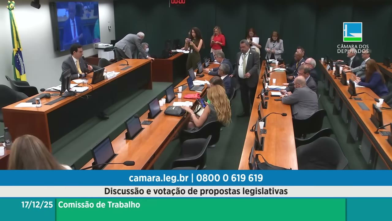 Vídeo do evento em 1:24:04