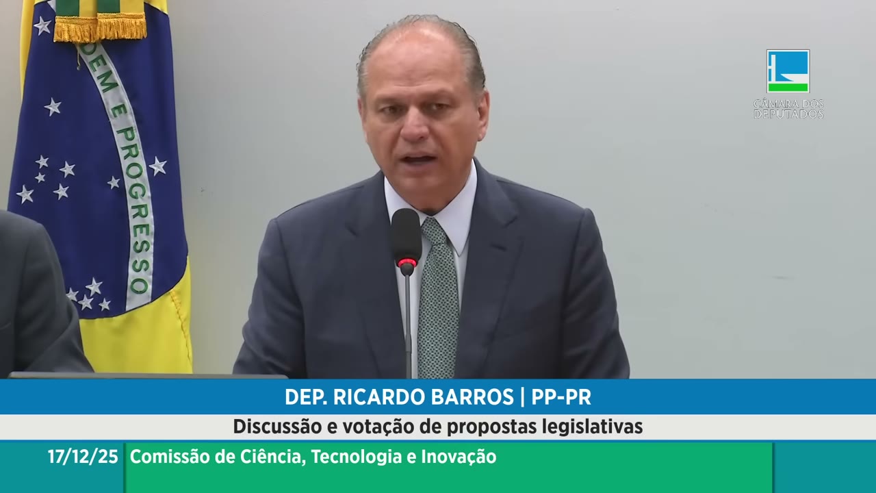 Vídeo do evento em 1:04:09