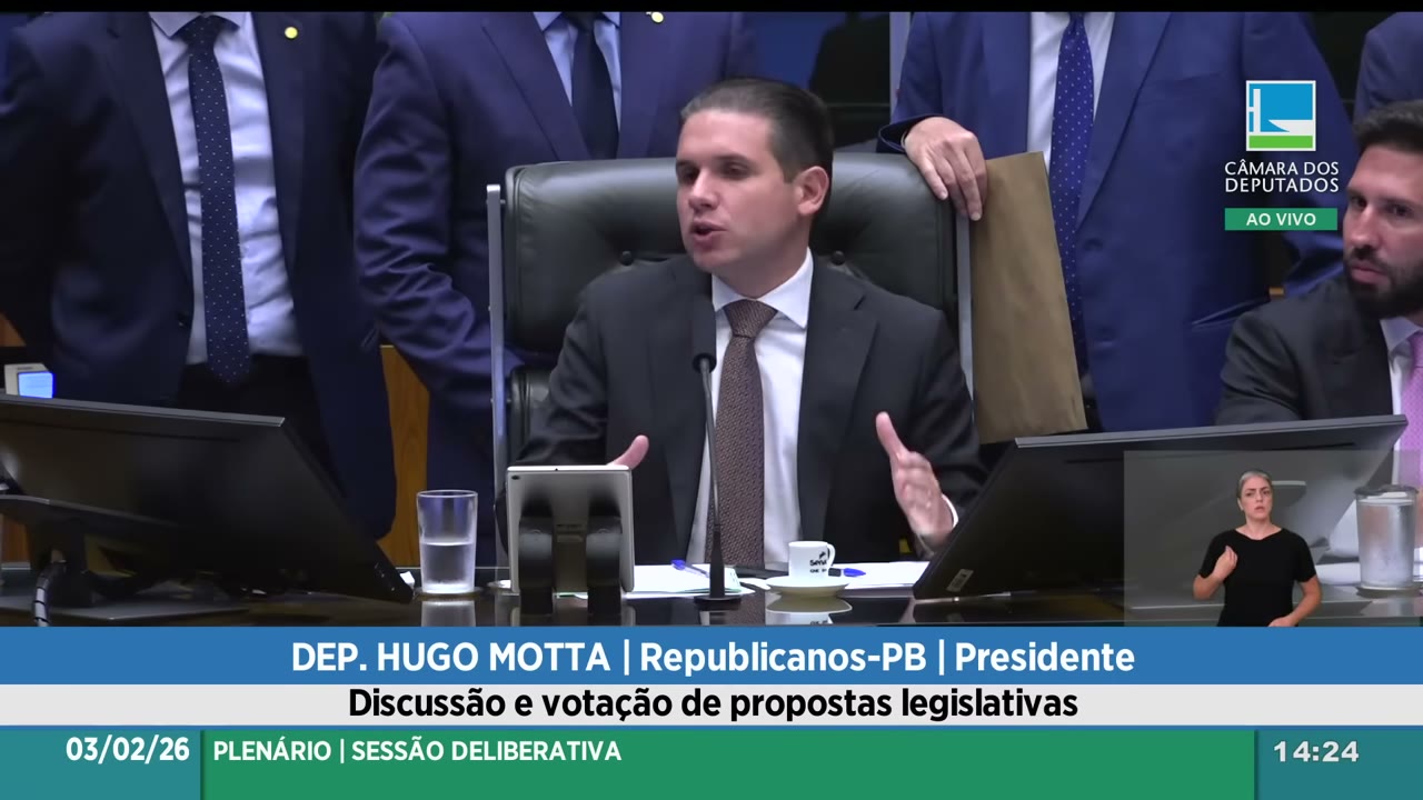 Vídeo do evento em 1:00:04