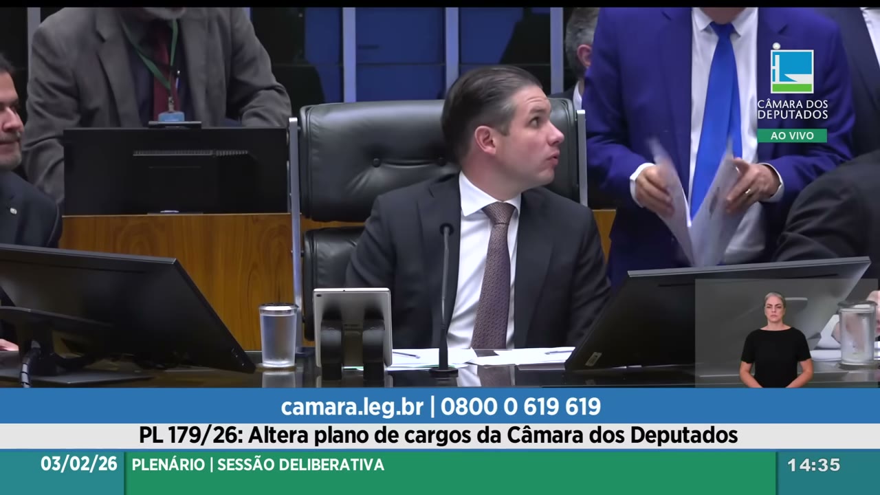Vídeo do evento em 1:11:14