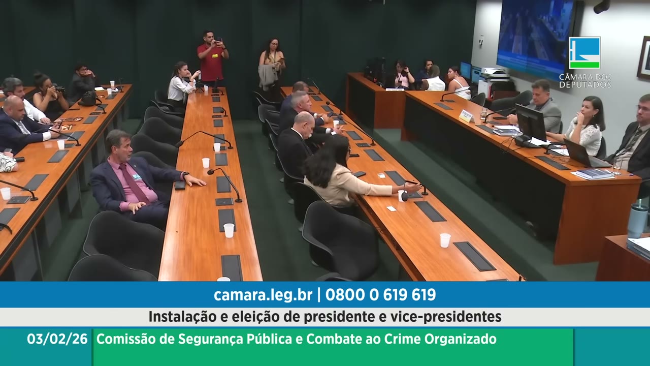 Vídeo do evento em 1:00:27
