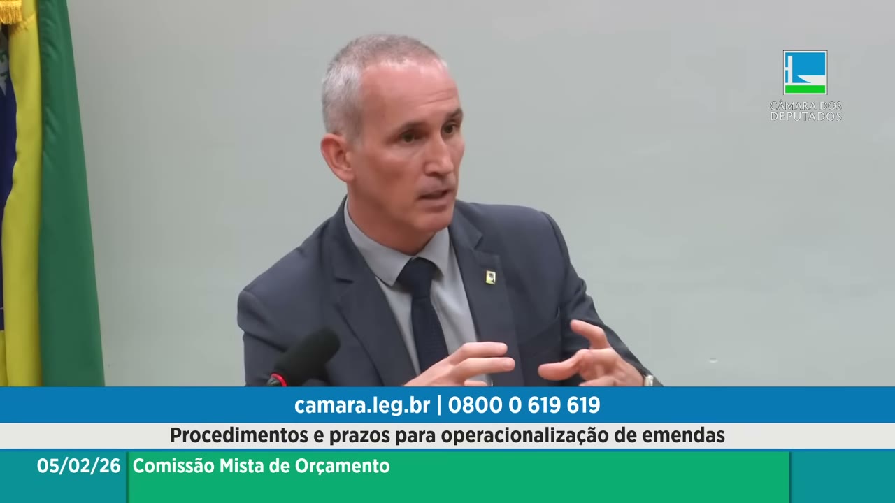 Vídeo do evento em 2:04:55