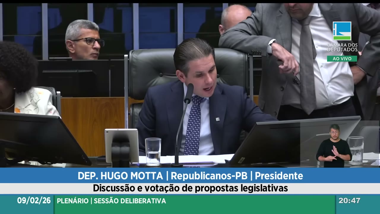 Vídeo do evento em 2:03:49