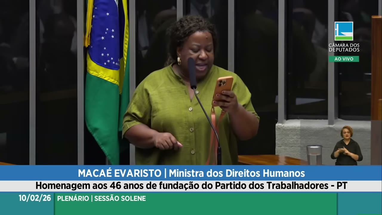 Vídeo do evento em 1:14:23