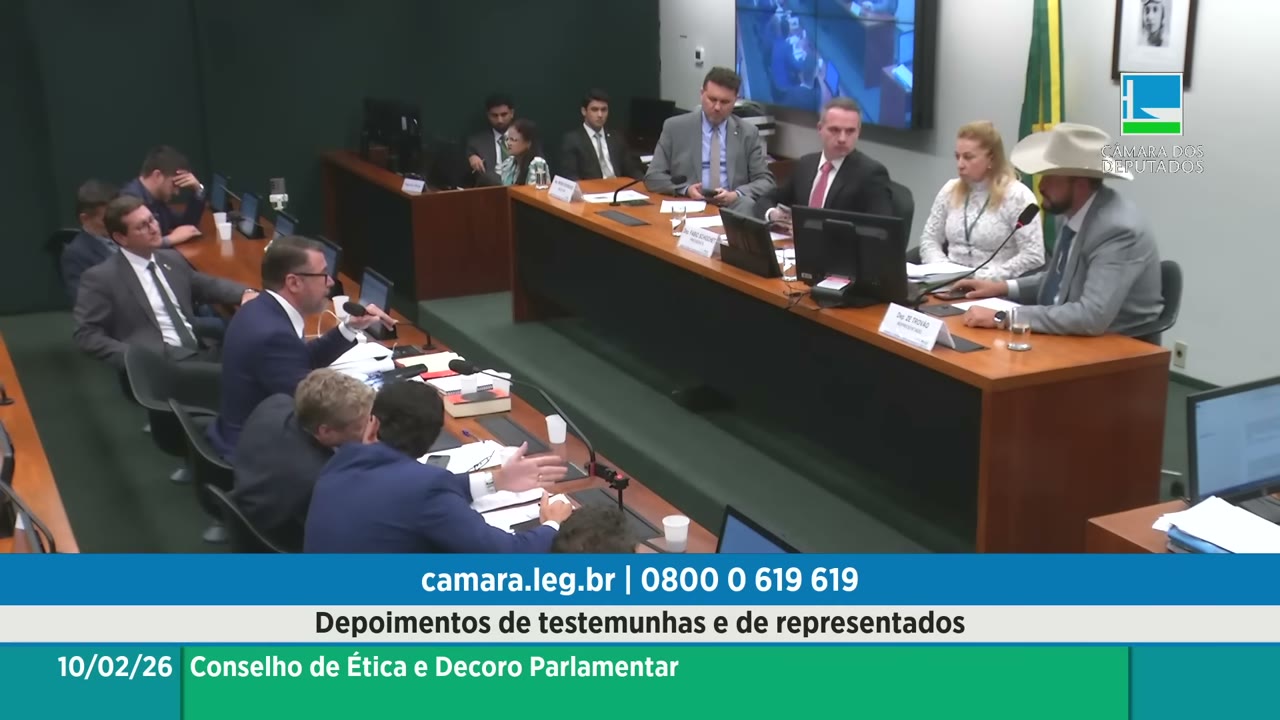 Vídeo do evento em 1:03:28