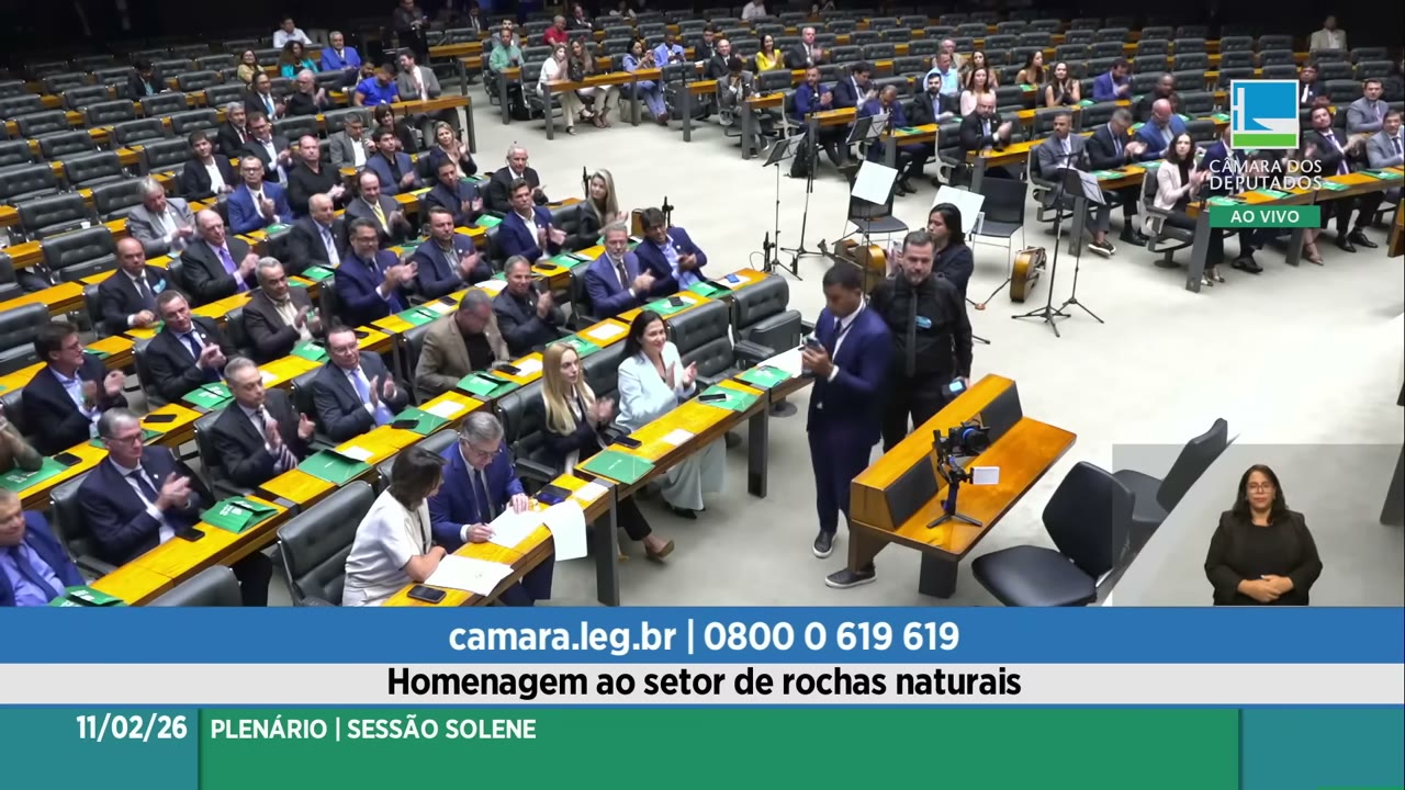 Vídeo do evento em 1:27:05