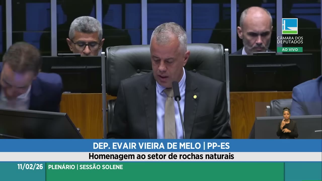 Vídeo do evento em 1:44:51