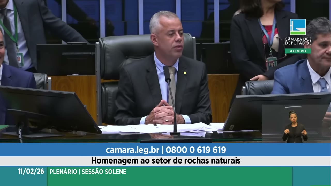 Vídeo do evento em 1:48:11