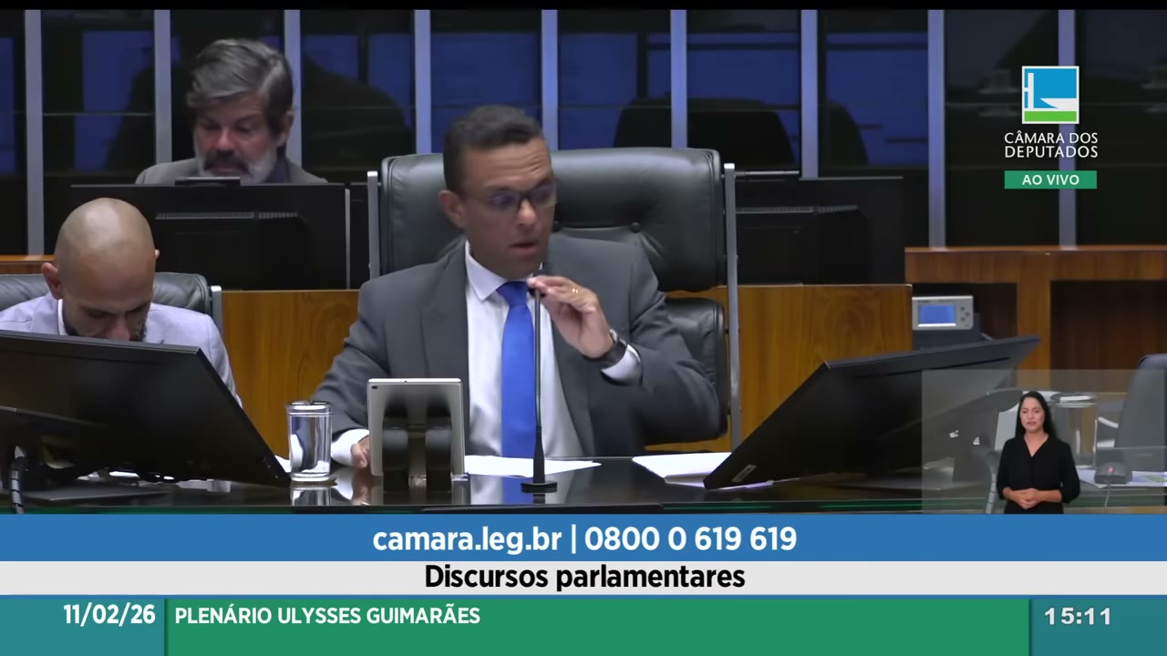 Vídeo do evento em 1:05:13