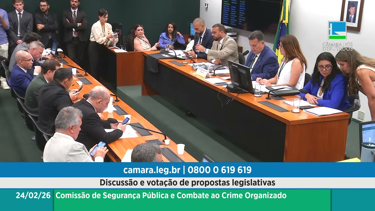 Vídeo do evento em 1:01:23