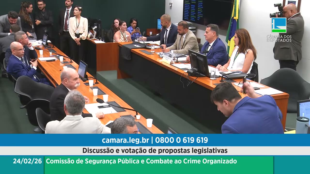 Vídeo do evento em 1:07:05