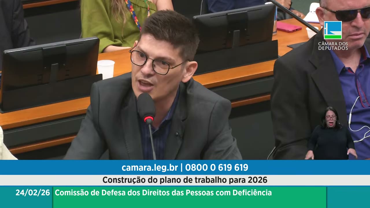 Vídeo do evento em 1:09:37