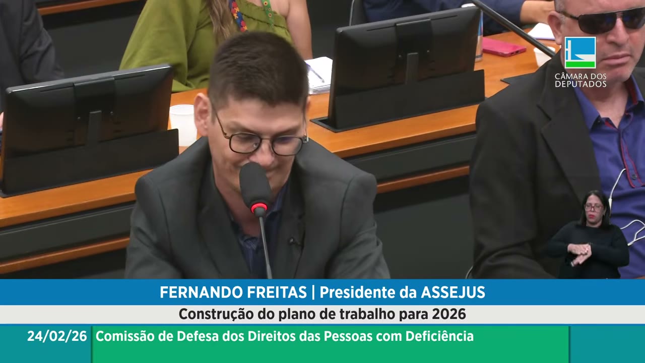 Vídeo do evento em 1:09:55