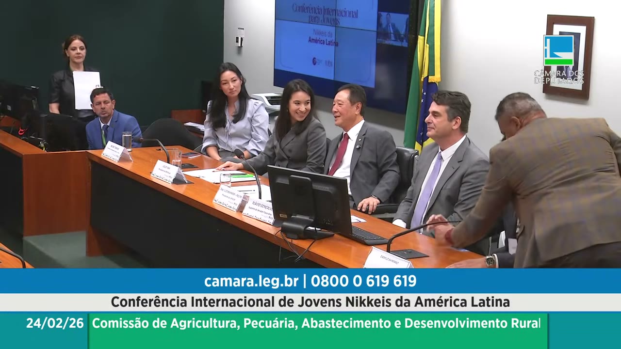 Vídeo do evento em 1:09:18