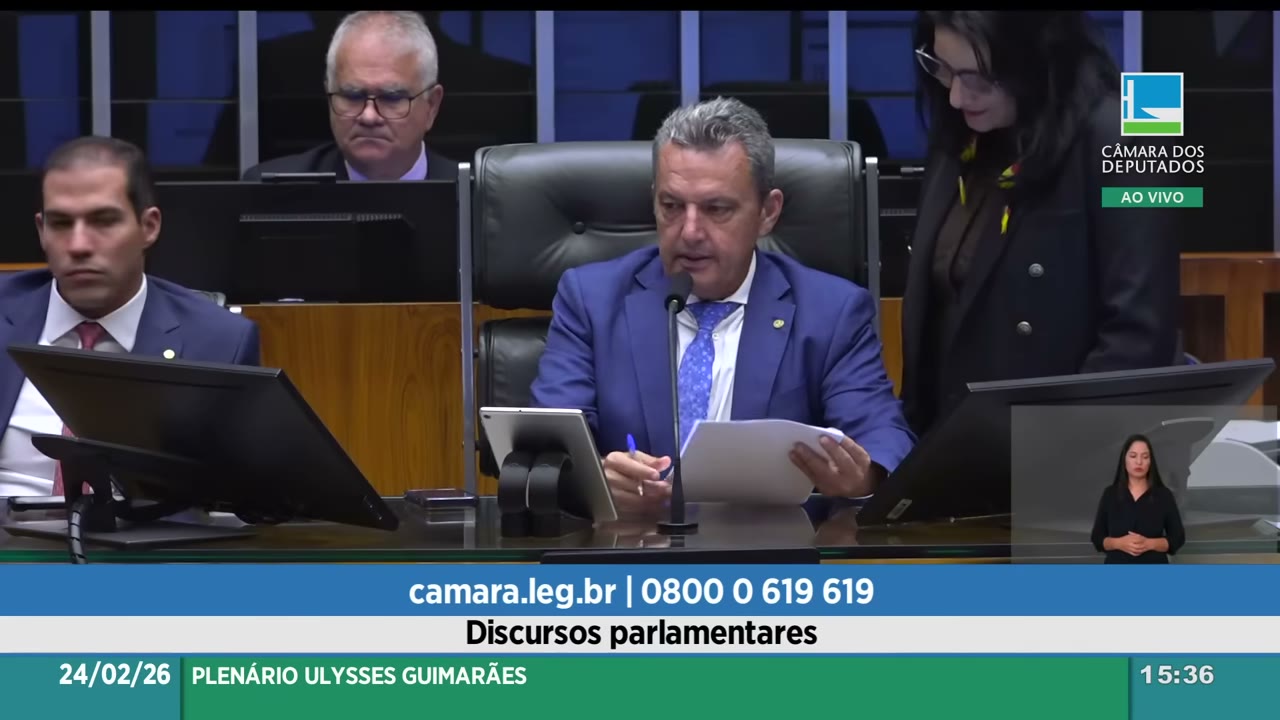 Vídeo do evento em 1:24:00