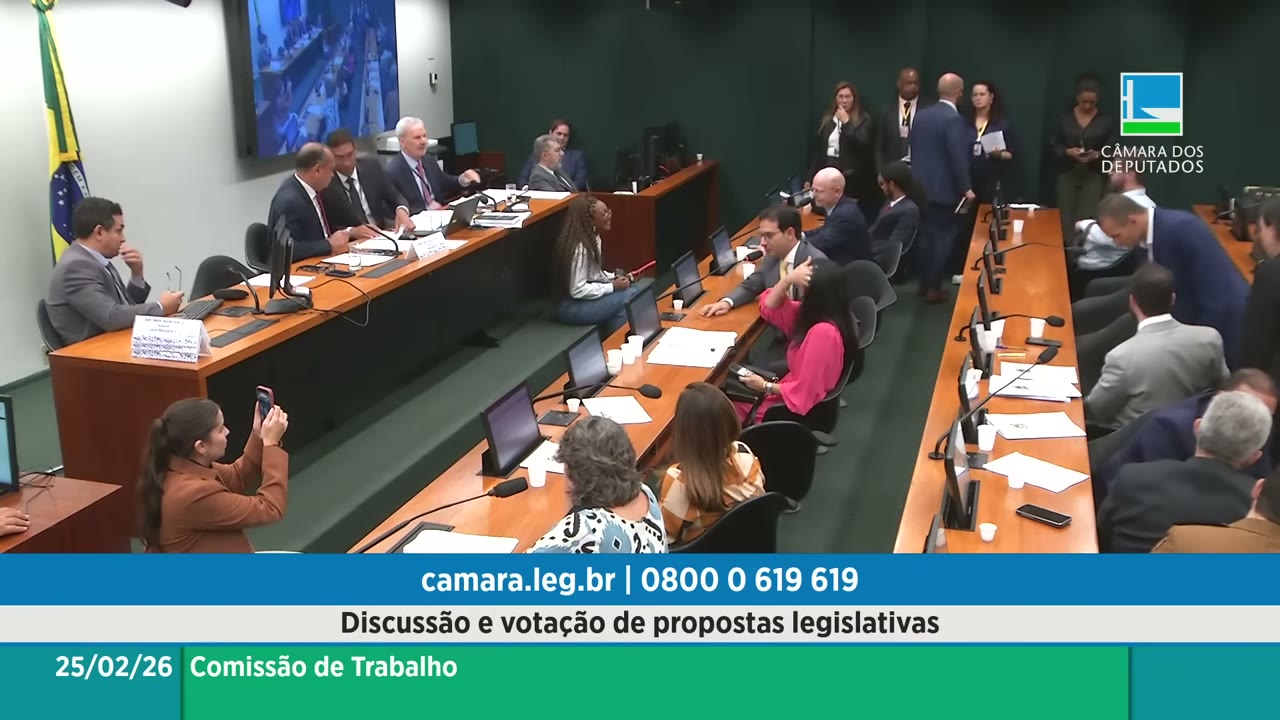 Vídeo do evento em 1:28:14