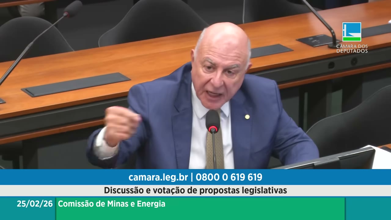 Vídeo do evento em 37:00