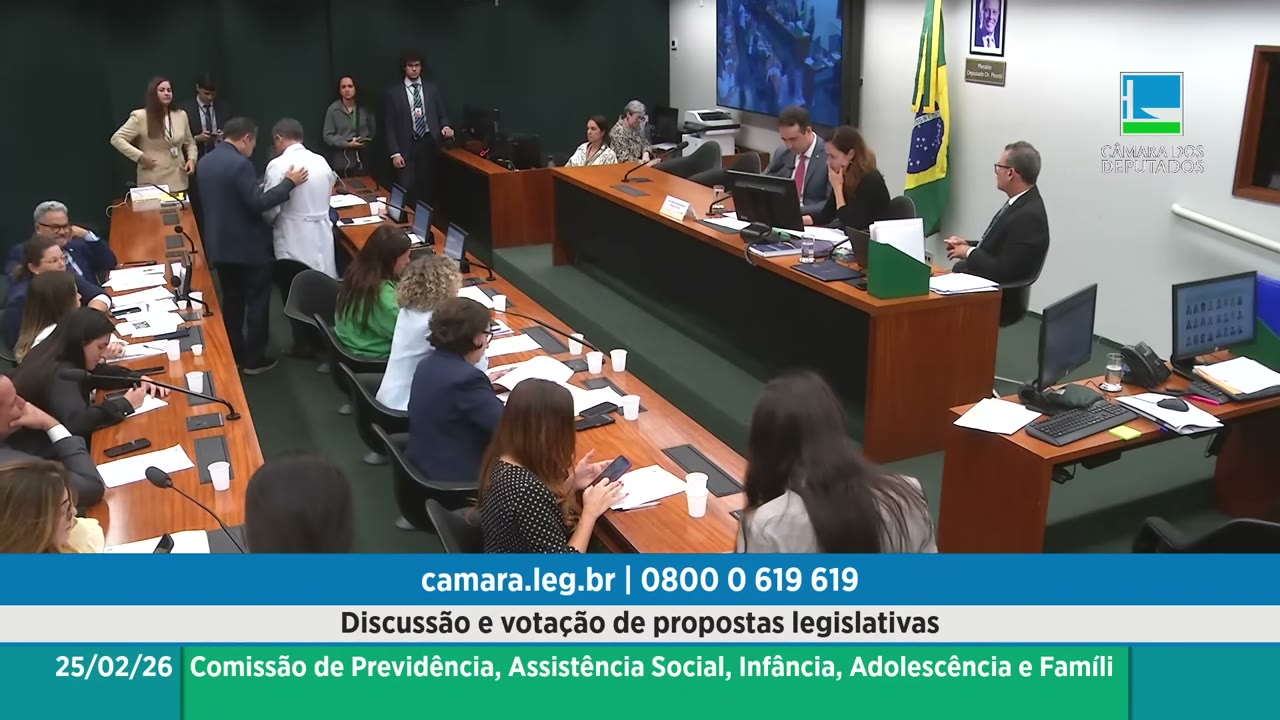 Vídeo do evento em 1:08:40