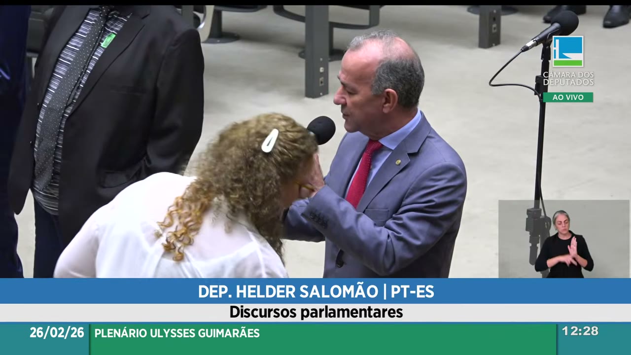 Vídeo do evento em 1:34:39