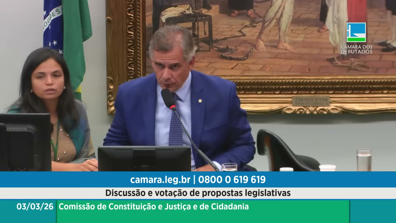 Vídeo do evento em 1:04:41
