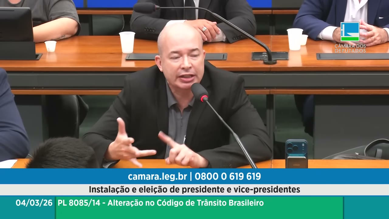 Vídeo do evento em 1:06:34